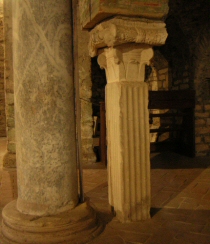 Interno dell'abbazia di San Giovanni in Argentella