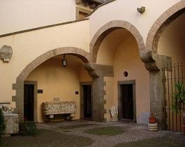 Cortile interno del palazzo vescovile