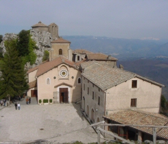  Santuario de la Mentorella 