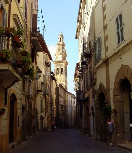 Chiesa di S.Pietro - campanile