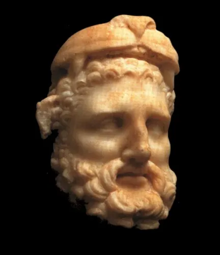 Testa di Ercole con la leontè